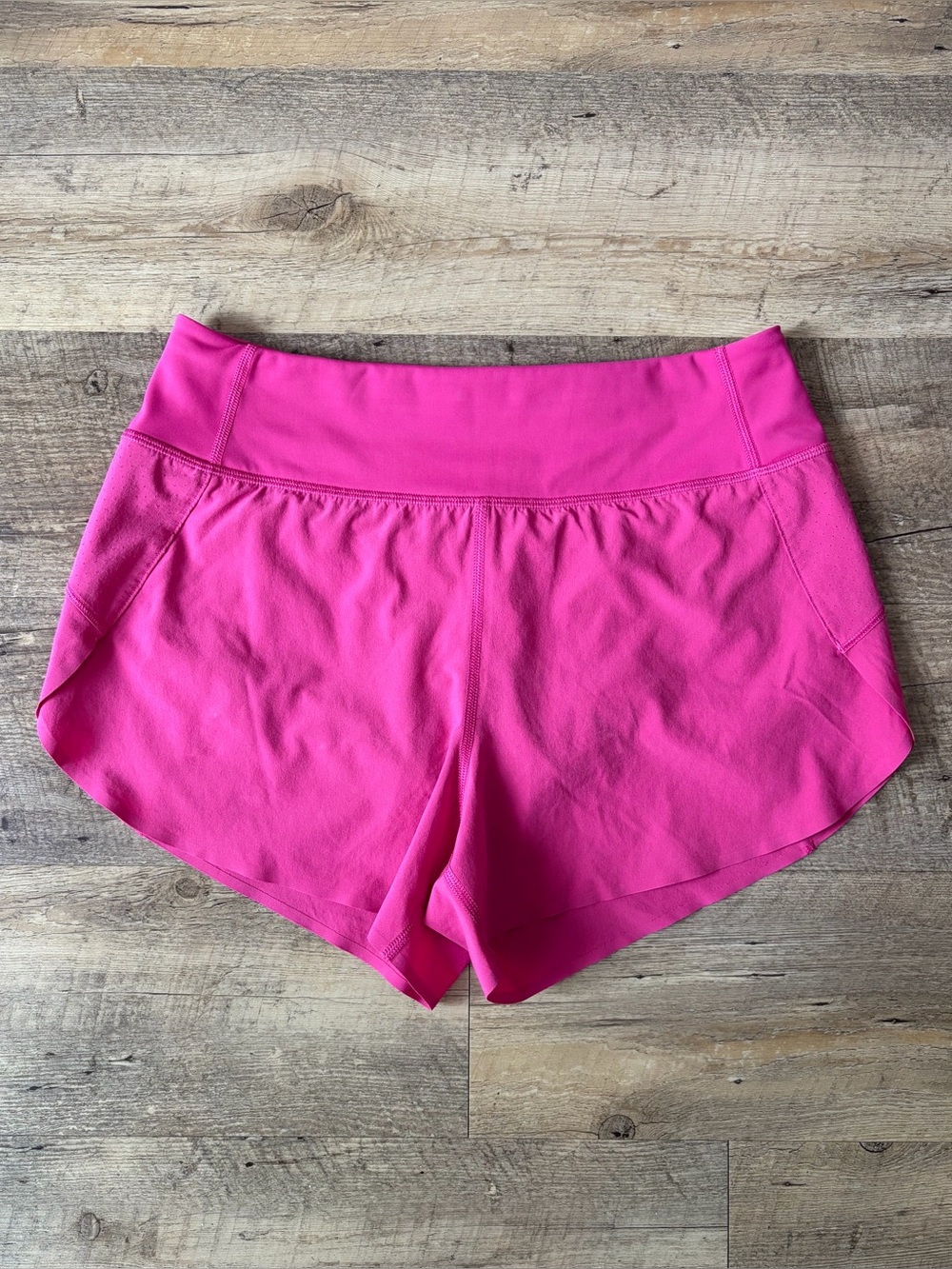 Athleta Salvia Pink Run With It 3.5” Athletic Shorts Workout Athleisure Gym
